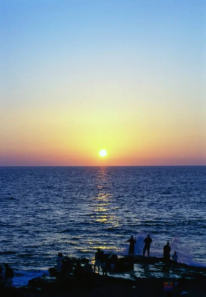 Pesca al atardecer —  Fotos de Stock