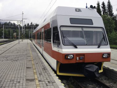 Elektrikli tren istasyonu