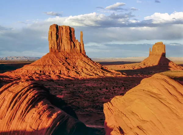 Mittens in Monument Valley — Stock Photo, Image