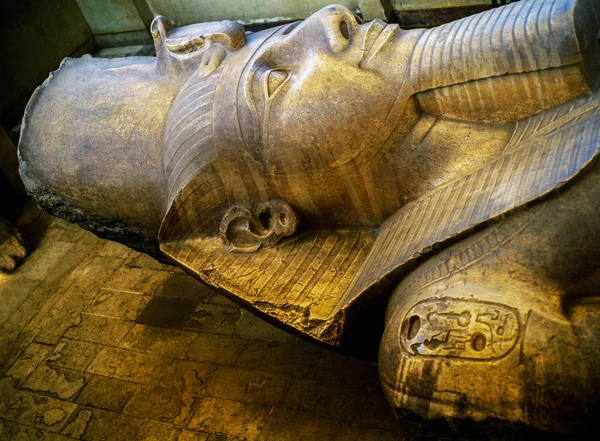 Estatua de Ramsés II — Foto de Stock