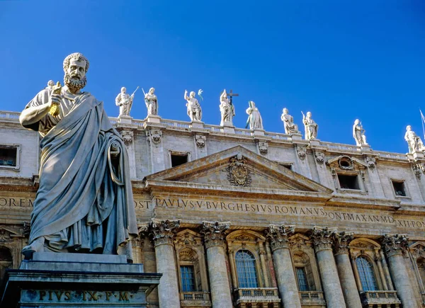 Basílica Com Esculturas Roma Itália — Fotografia de Stock