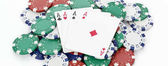 poker žetony a karty