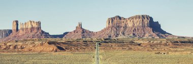 monument Valley ünlü yolu görünümünü