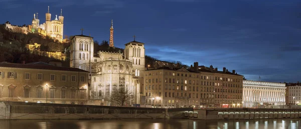 View of Lyon over the Saone river at night — Stock Photo, Image