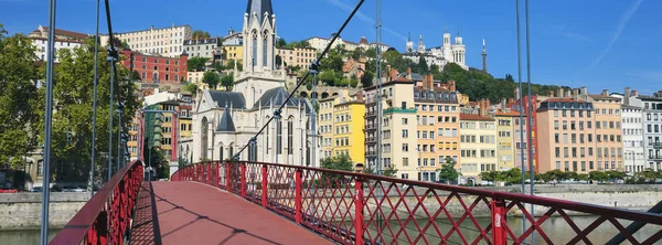View of Lyon city from red footbridge — Stock Photo, Image