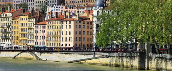 Pohled na město lyon s řeky saone — Stock fotografie