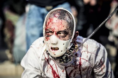 Köpek adam zombi