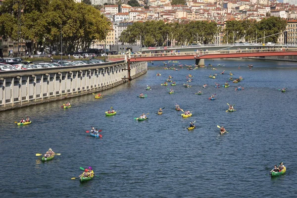 The Lyon kayak contest — Stock Photo, Image