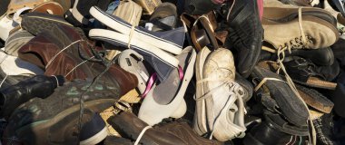 Ayakkabı Piramidi, Lyon, Fransa