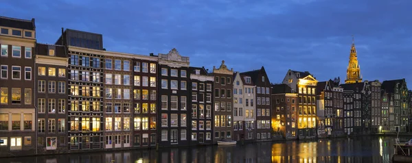 Amsterdam, Hollanda 'da ünlü bir yer.
