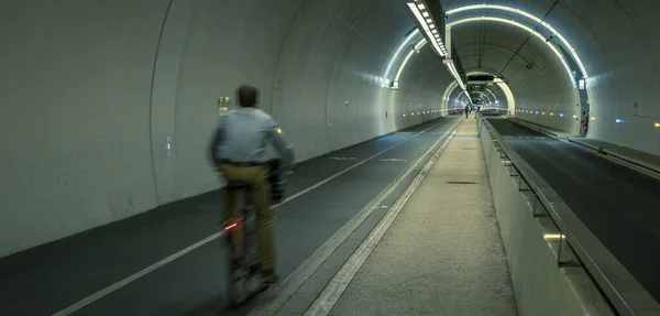 Fransa Nın Lyon Şehrinde Croix Rousse Tüneli — Stok fotoğraf