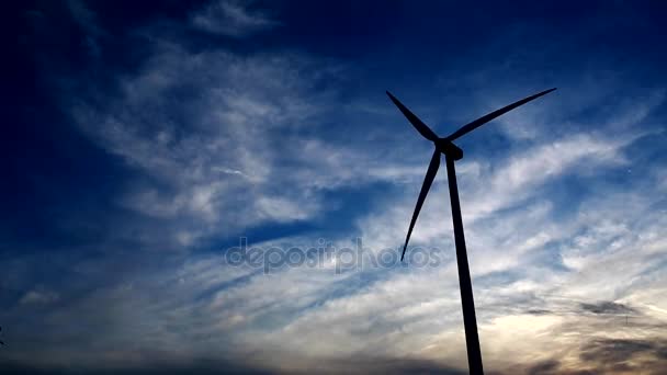 Ветряные турбины, экологическая энергия — стоковое видео