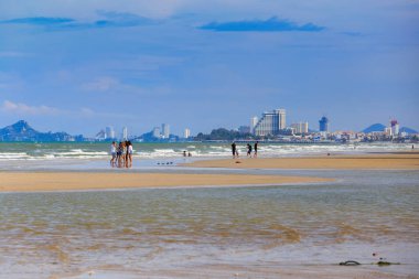 Hua Hin, Tayland - 7 Nisan 2017: Bir san ahşap balıkçı teknesi