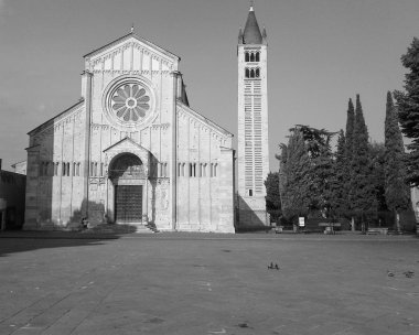 San Zeno Bazilikası Verona siyah ve beyaz