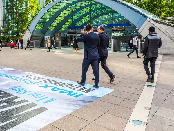 Estación de metro Canary Wharf en Londres (HDR ) — Foto de Stock