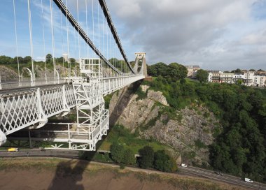 Bristol 'deki Clifton Köprüsü