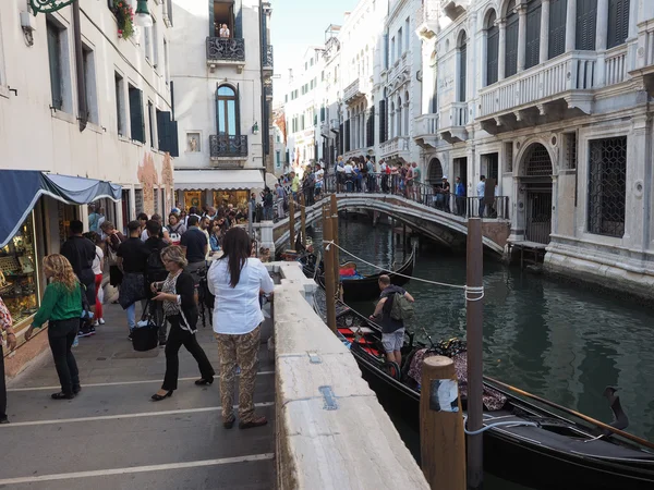 Touristes visitant Venise — Photo