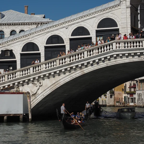 Ponte Rialto em Veneza — Fotografia de Stock