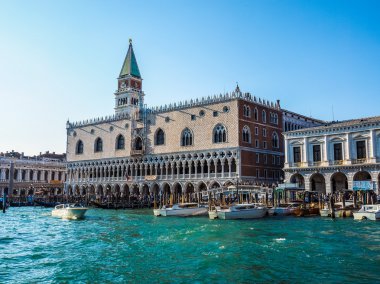 HDR St Mark Meydanı fron Venedik'te San Marco Havzası gördüm