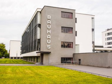 Bauhaus Dessau (HDR)