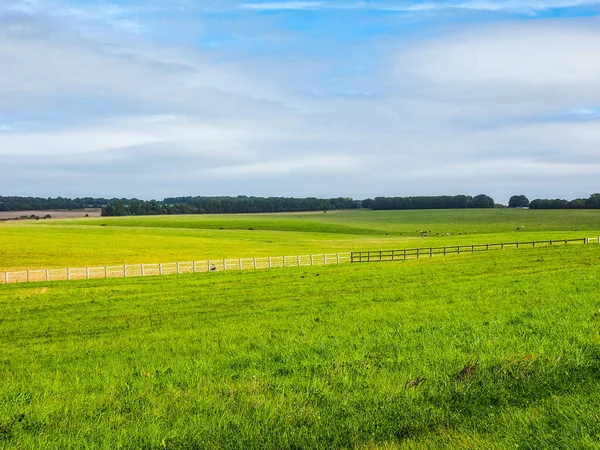 HDR English country panorama i Salisbury – stockfoto