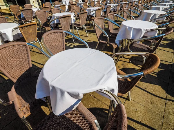 Many tables and chairs HDR — Stock Photo, Image