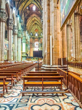 Milano Katedrali'ne (Hdr)