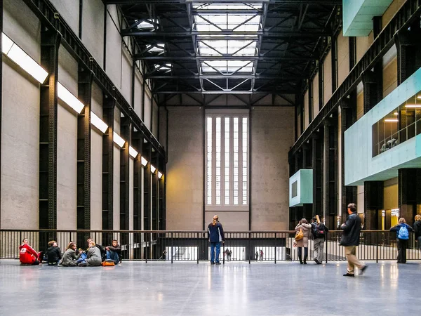 Tate Modern Turbine Hall em Londres (HDR ) — Fotografia de Stock