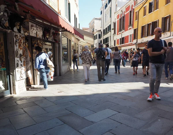 Venedik gelen turist — Stok fotoğraf