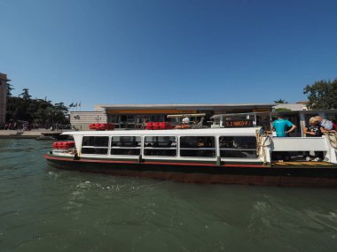Santa Lucia istasyonu Venedik