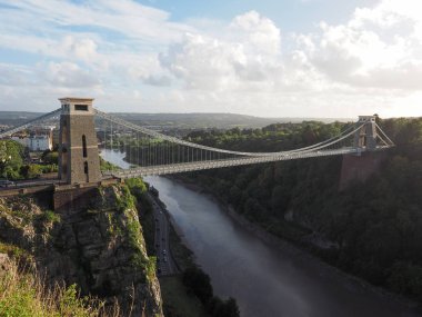 Bristol 'deki Clifton Köprüsü