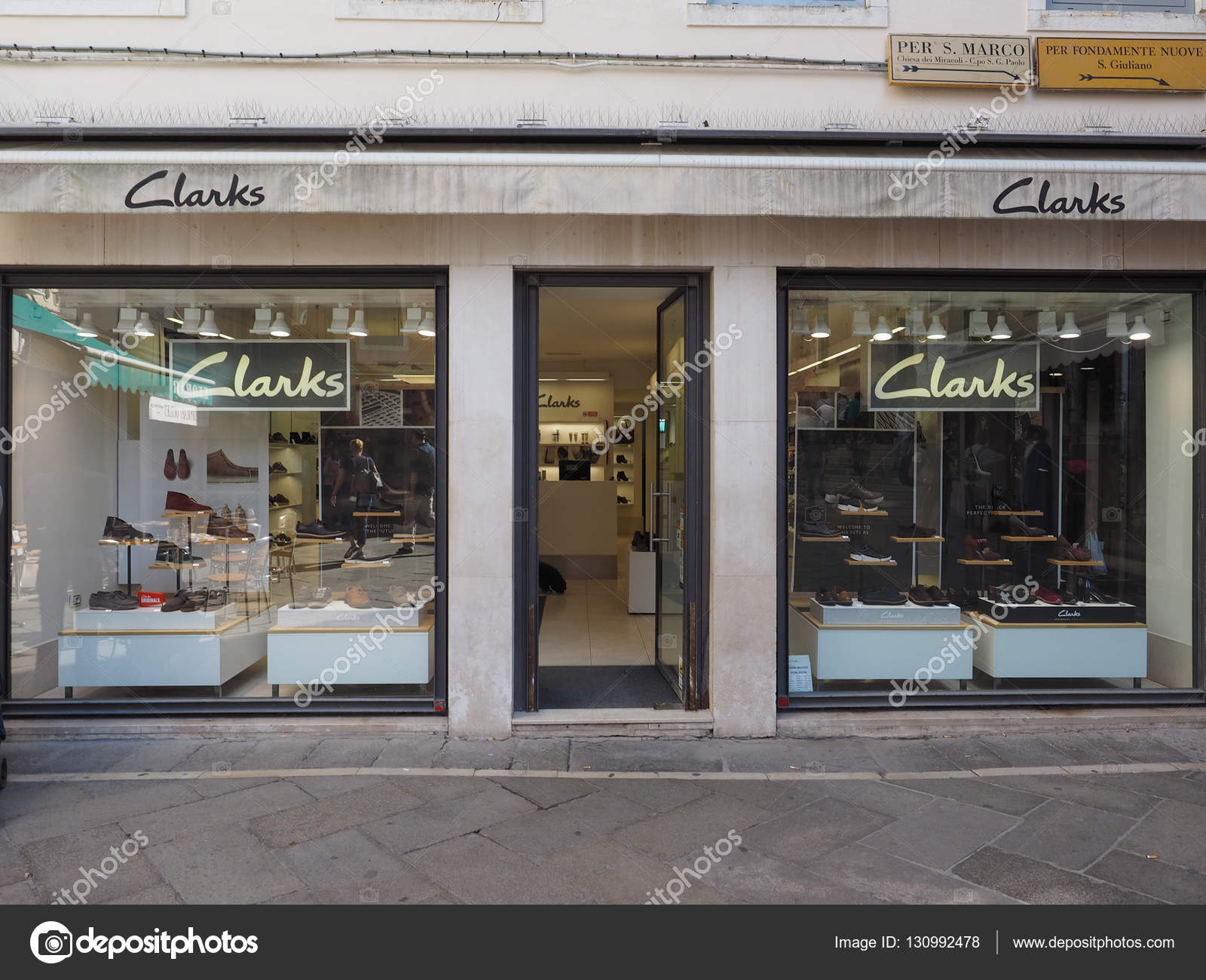 Clarks store in Venice – Stock 
