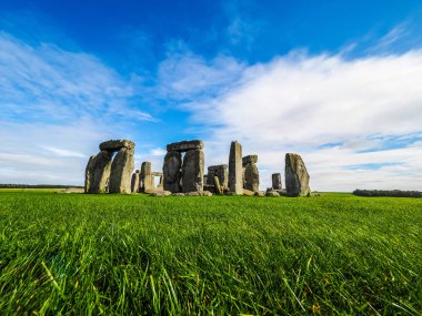 HDR Stonehenge anıt Wiltshire'deki/daki oteller
