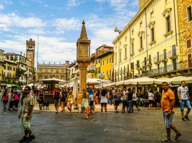 Verona 'da HDR Piazza delle Erbe