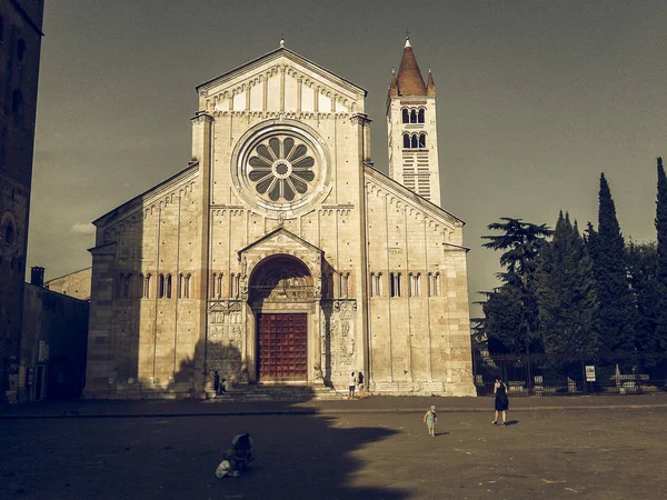 San Zeno basilica in Verona vintage desaturated — Stock Photo, Image