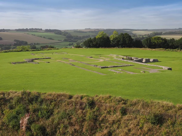 Vieilles ruines de la cathédrale Sarum à Salisbury — Photo