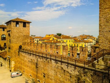 Verona HDR Castelvecchio'yu eski kale