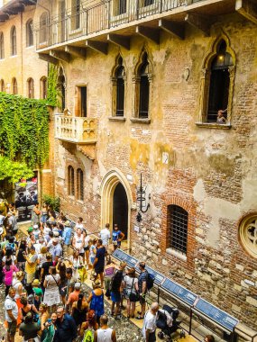 Juliet Verona HDR evi