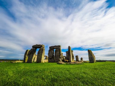 HDR Stonehenge anıt Wiltshire'deki/daki oteller
