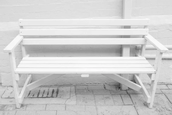 White bench seat — Stock Photo, Image