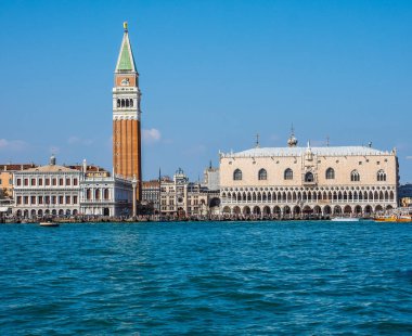 HDR St Mark Meydanı fron Venedik'te San Marco Havzası gördüm