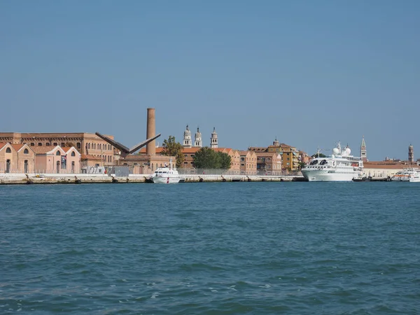 Giudecca kanaal in Venetië — Stockfoto