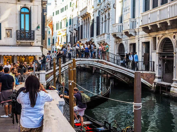 HDR Touristes en visite à Venise — Photo