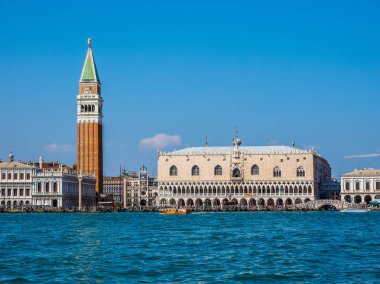HDR St Mark Meydanı fron Venedik'te San Marco Havzası gördüm