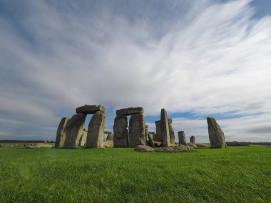 Wiltshire 'daki Stonehenge anıtı