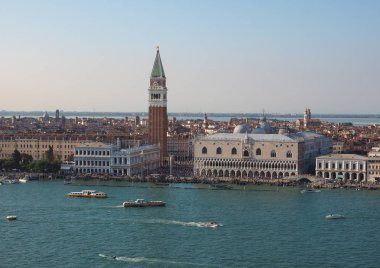 Venedik'te San Marco Meydanı