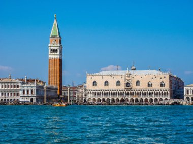 HDR St Mark Meydanı fron Venedik'te San Marco Havzası gördüm