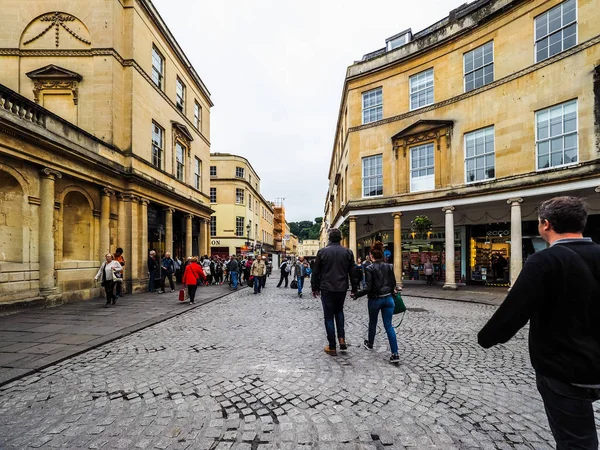 Hdr Touristen besuchen Bad — Stockfoto