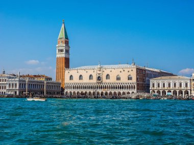 HDR St Mark Meydanı fron Venedik'te San Marco Havzası gördüm