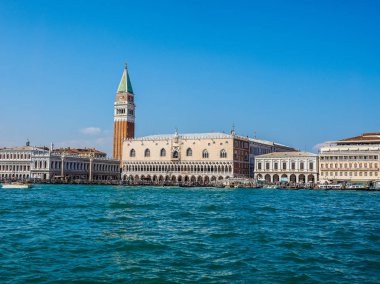 HDR St Mark Meydanı fron Venedik'te San Marco Havzası gördüm